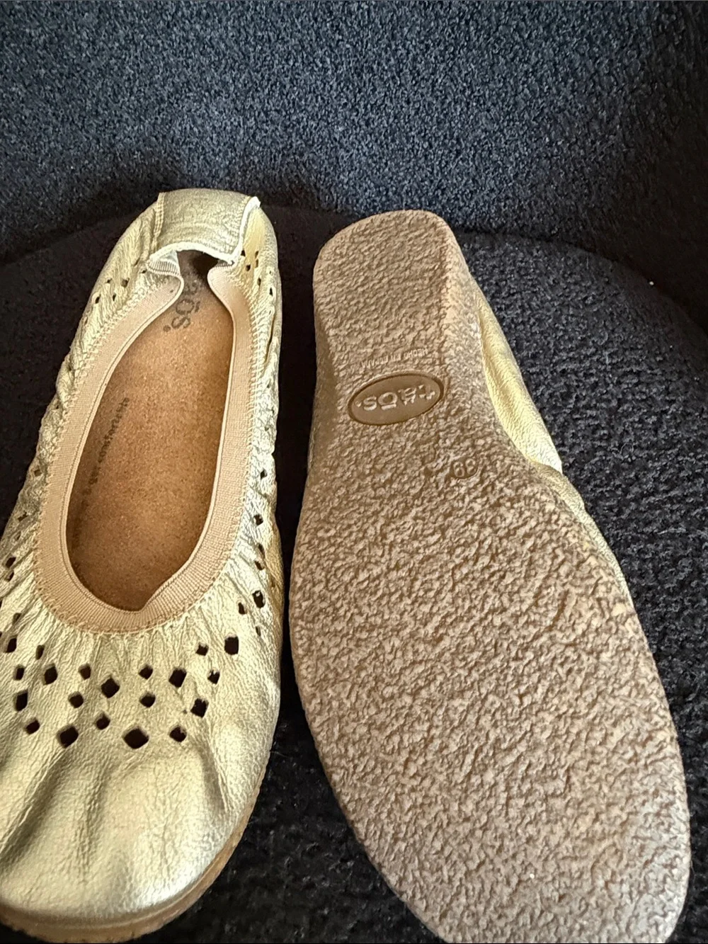 Taos Footwear soft leather